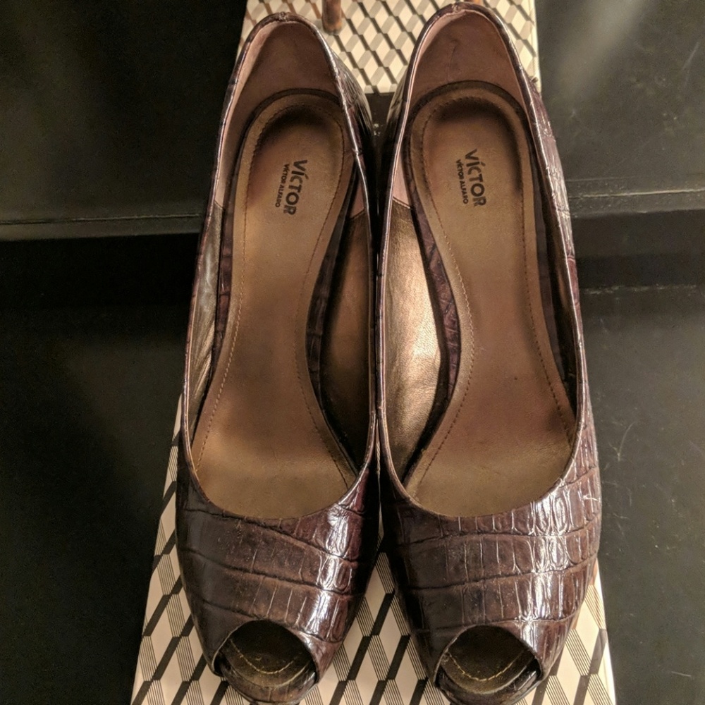Victor Alfaro shoes